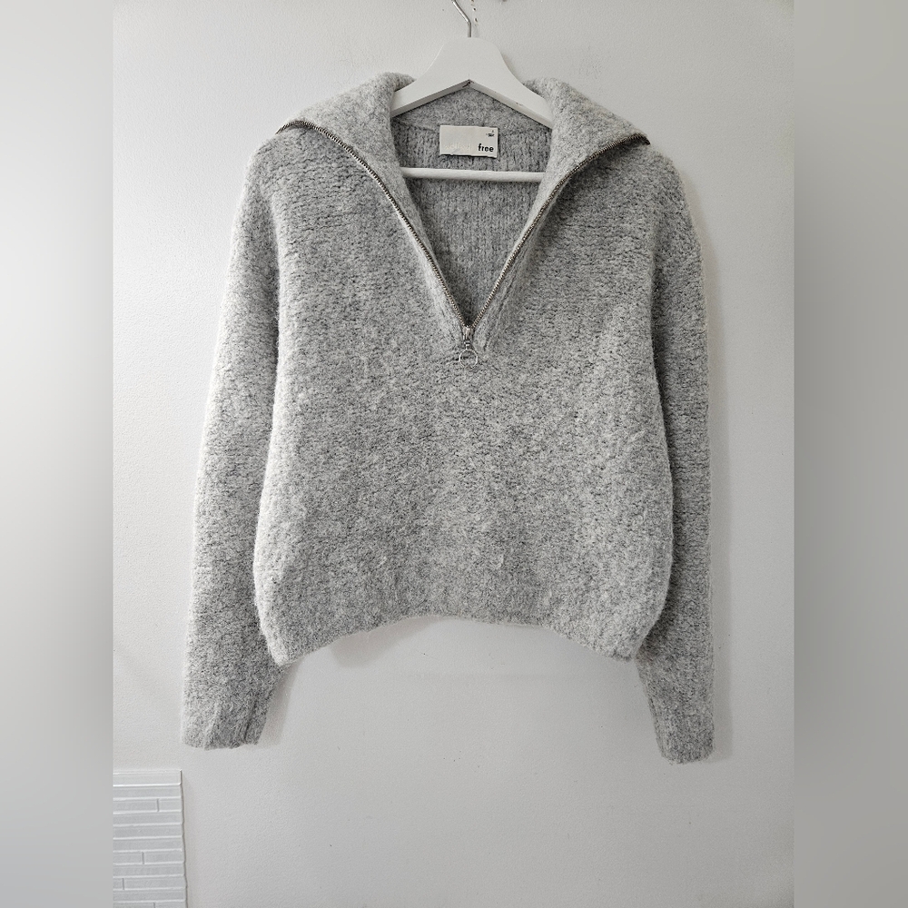 aritzia x Wilfred Free gwyneth sweater - Picture 3 of 8